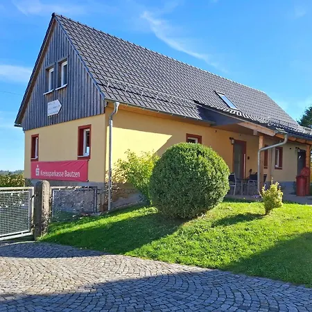 Sonnenblicks Wohlfuehlnest Appartement Auf der Wiese