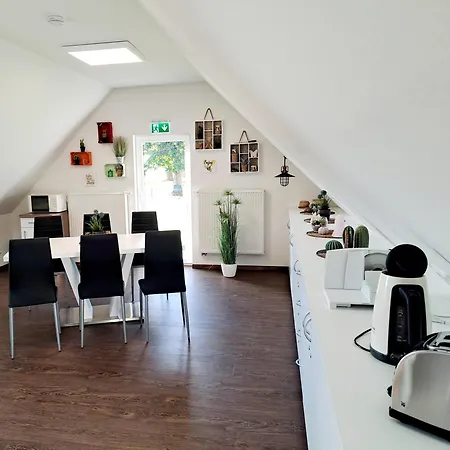 Sonnenblicks Wohlfuehlnest Appartement Auf der Wiese